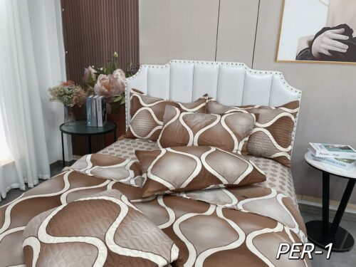 SET DE COBERTOR 7 PIEZAS  QUEEN