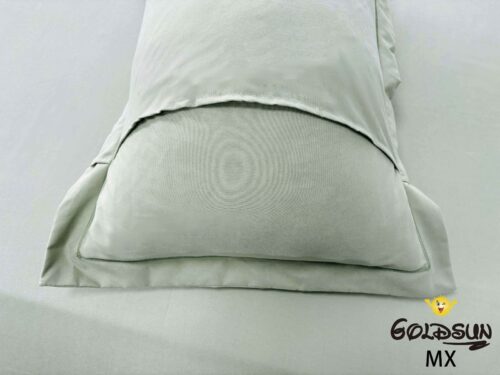 SET DE SÁBANAS 4 PIEZAS COLOR ENTERO BORDADAS