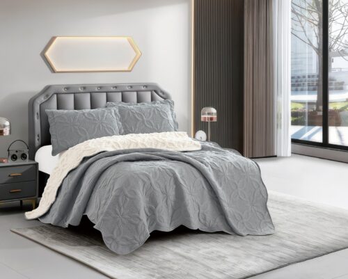 COBERTOR TELA CON CARNERO 3 PIEZAS BORDADO C. E. PREMIUM