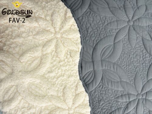 COBERTOR TELA CON CARNERO 3 PIEZAS BORDADO C. E. PREMIUM