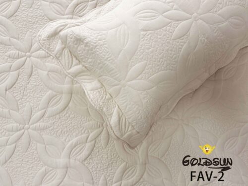 COBERTOR TELA CON CARNERO 3 PIEZAS BORDADO C. E. PREMIUM