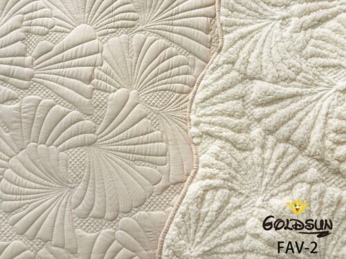 COBERTOR TELA CON CARNERO 3 PIEZAS BORDADO C. E. PREMIUM