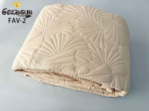 COBERTOR TELA CON CARNERO 3 PIEZAS BORDADO C. E. PREMIUM