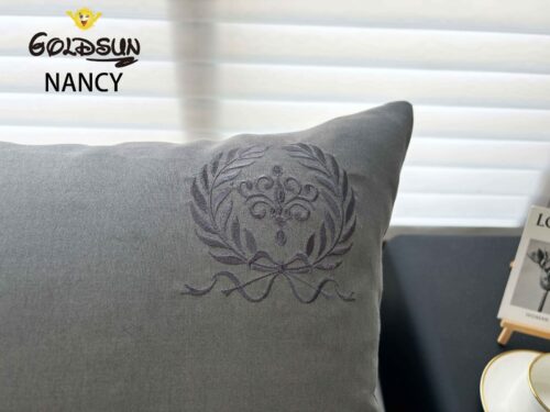 SET DE SÁBANAS 4 PIEZAS COLOR ENTERO MODELO MEDALLÓN