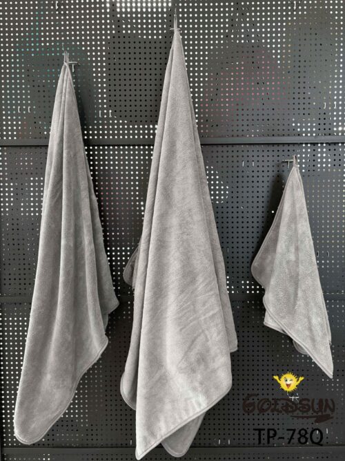 SET DE 3 TOALLAS MICROFIBRA COLOR ENTERO